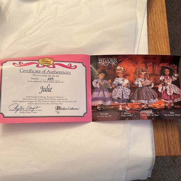 NWB Paradise Galleries Julie - Picture 7 of 10